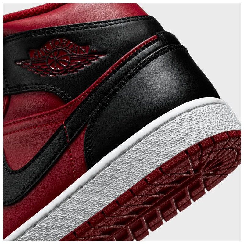 Sneakers Nike Air Jordan 1 Mid rosso/nero taglia 43